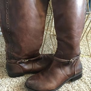 🤎 Gianni Bini Leather Boots
